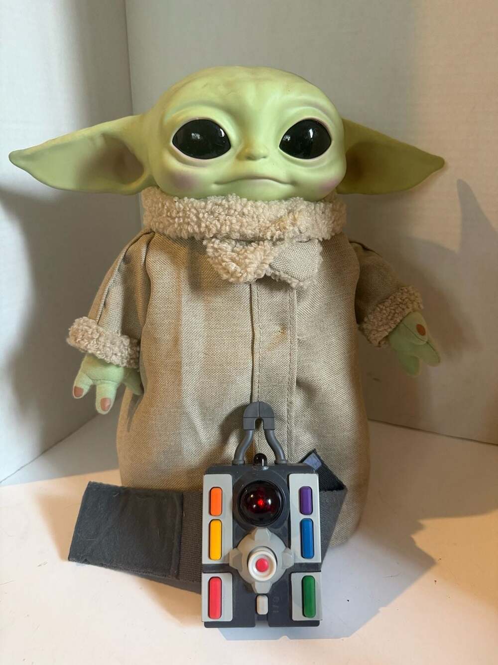 Star Wars The Mandalorian The Child Real Moves Plush RC Toy with Remote